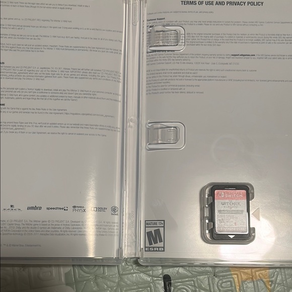 Nintendo Switch The Witcher 3: Wild Hunt Complete Edition - Picture 2 of 3